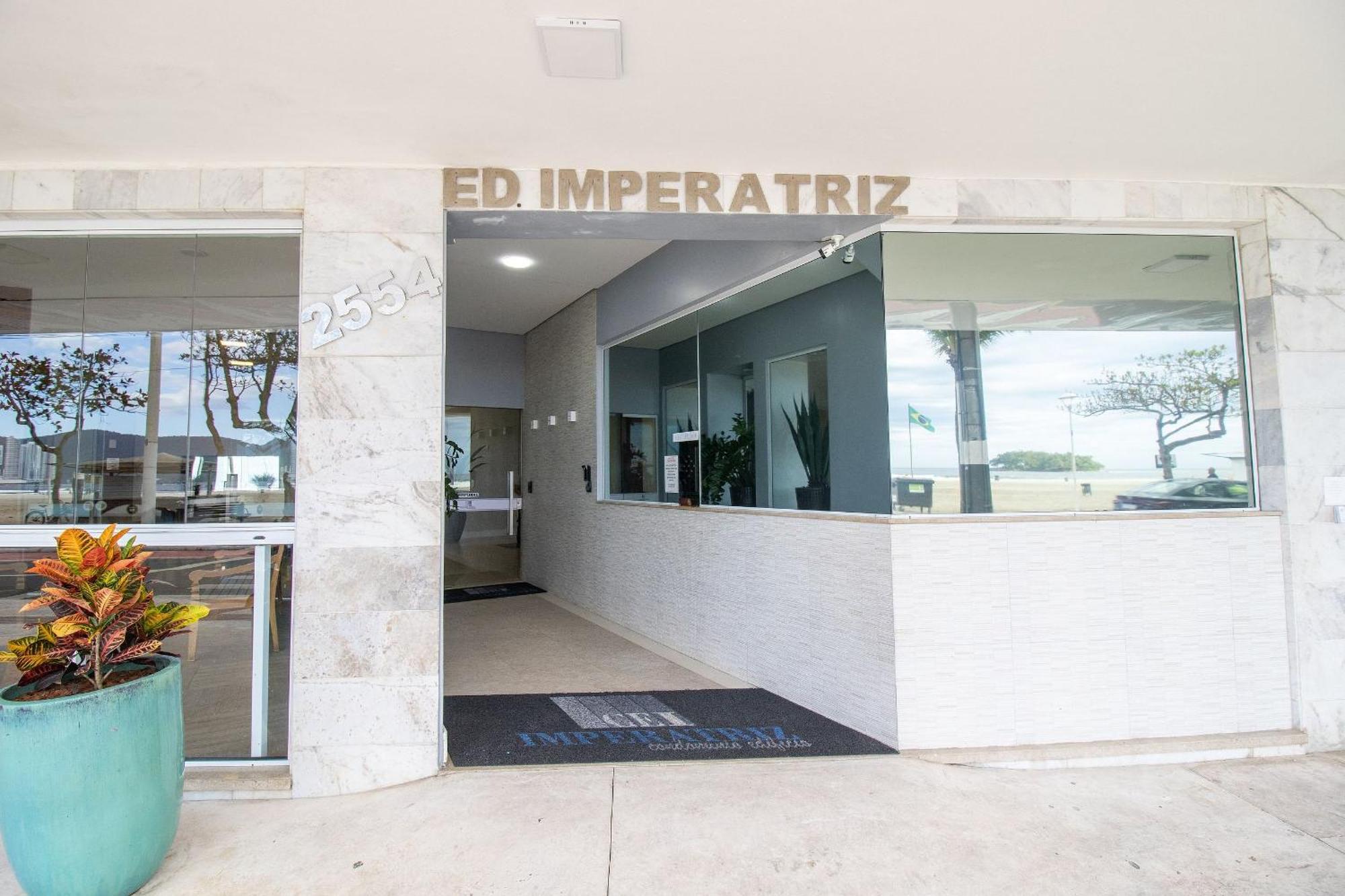 Ipz2d - Frente Mar, 20º Andar, 4 Dorm, Linda Vista *